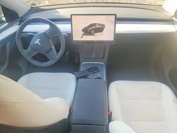 7SAYGDEE4RA215731 2024 TESLA MODEL Y - Image 8