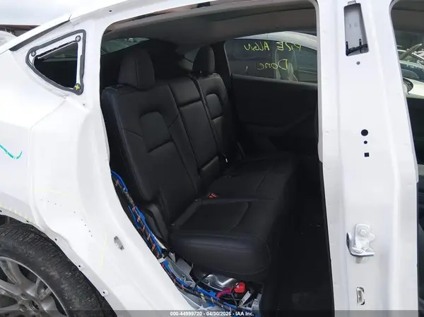 7SAYGDEE4RA219018 2024 TESLA MODEL Y - Image 8