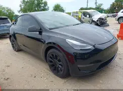 7SAYGDEE4RA219035 2024 TESLA MODEL Y