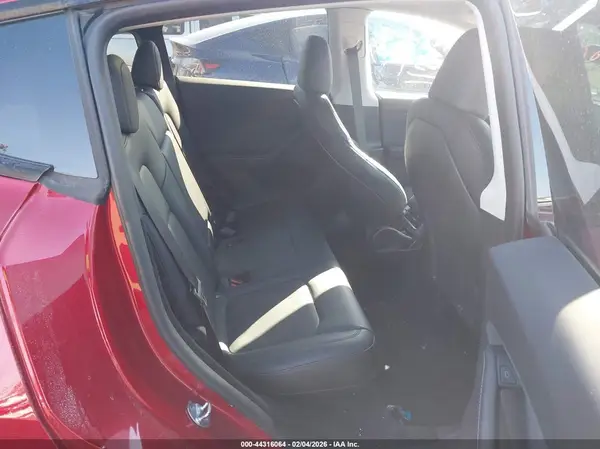 7SAYGDEE4RA223893 2024 TESLA MODEL Y - Image 8