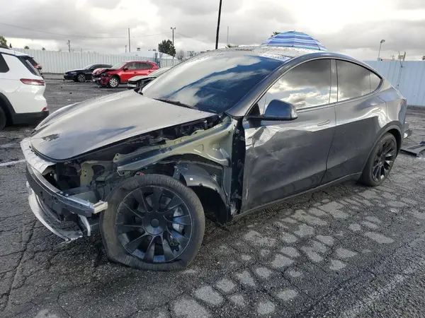 7SAYGDEE4RA229466 2024 TESLA MODEL Y - Image 1