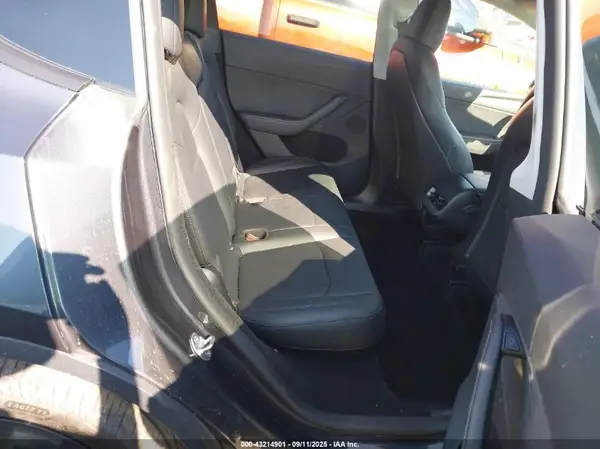 7SAYGDEE4RA234652 2024 TESLA MODEL Y - Image 8