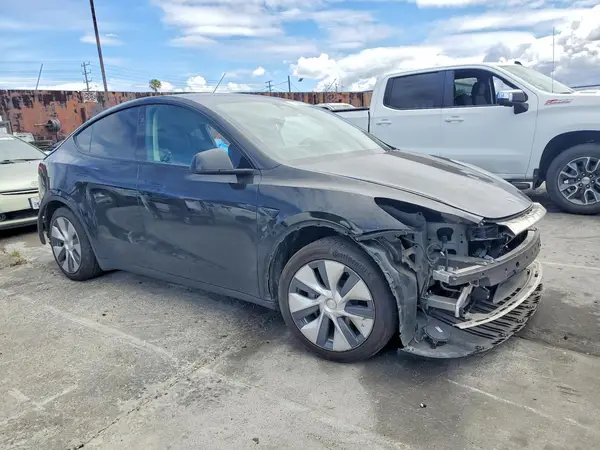 2024 TESLA MODEL Y COPART lot 52238186 auction photo 4