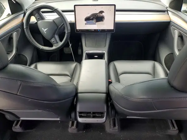 7SAYGDEE4RA235686 2024 TESLA MODEL Y - Image 8