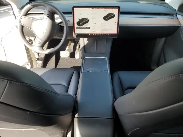 7SAYGDEE4RA237390 2024 TESLA MODEL Y - Image 8