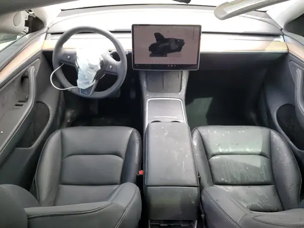 7SAYGDEE4RA239589 2024 TESLA MODEL Y - Image 8