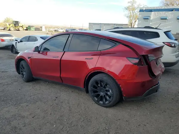 7SAYGDEE4RA240502 2024 TESLA MODEL Y - Image 2