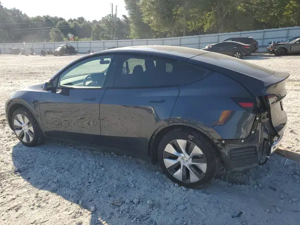 7SAYGDEE4RA241813 2024 TESLA MODEL Y - Image 2