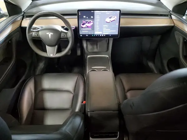 7SAYGDEE4RA245215 2024 TESLA MODEL Y - Image 8