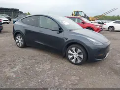 7SAYGDEE4RA251385 2024 TESLA MODEL Y