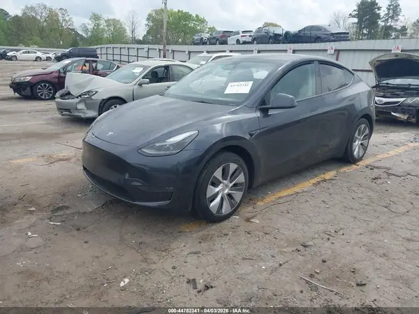 7SAYGDEE4RA254156 2024 TESLA MODEL Y - Image 2