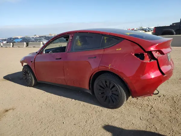 7SAYGDEE4RA257722 2024 TESLA MODEL Y - Image 2
