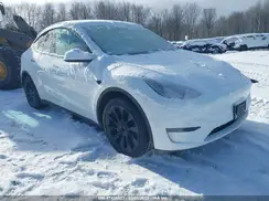 7SAYGDEE4RA261057 2024 TESLA MODEL Y
