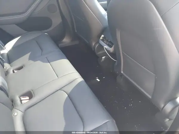 7SAYGDEE4RA265559 2024 TESLA MODEL Y - Image 8