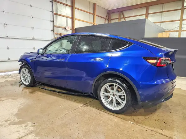7SAYGDEE4RA265691 2024 TESLA MODEL Y - Image 2