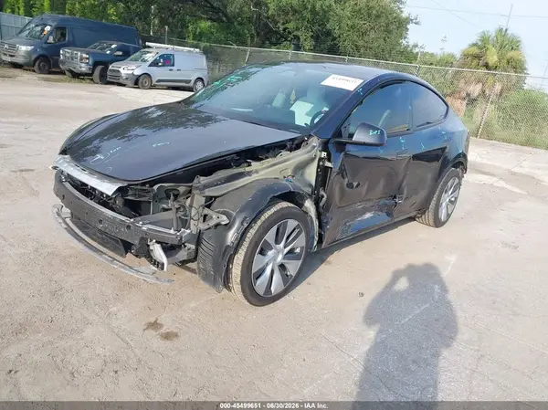 7SAYGDEE4RA265982 2024 TESLA MODEL Y - Image 2
