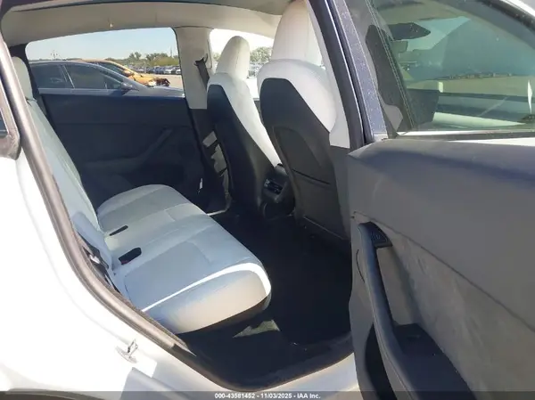 7SAYGDEE4RA267781 2024 TESLA MODEL Y - Image 8