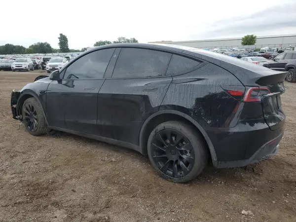 7SAYGDEE4RA268994 2024 TESLA MODEL Y - Image 2