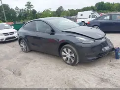 7SAYGDEE4RA271068 2024 TESLA MODEL Y