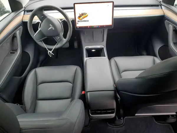 7SAYGDEE4RA274455 2024 TESLA MODEL Y - Image 8