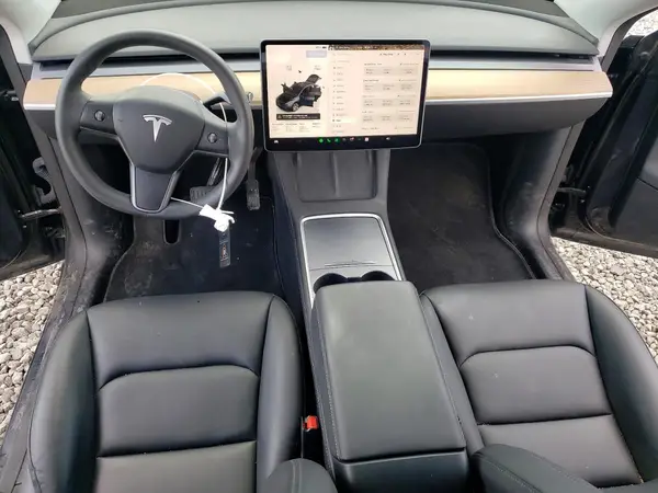 7SAYGDEE4RA275041 2024 TESLA MODEL Y - Image 8