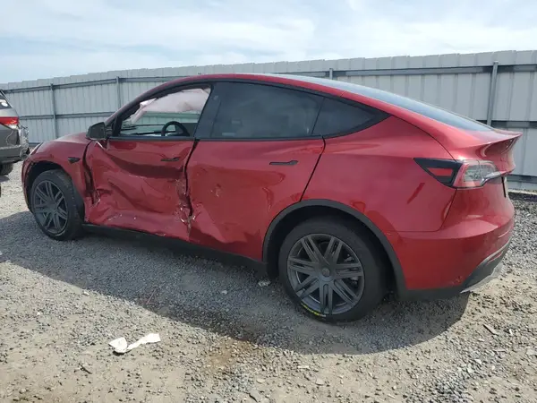 7SAYGDEE4RA280076 2024 TESLA MODEL Y - Image 2