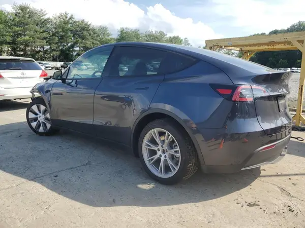 7SAYGDEE4RA283205 2024 TESLA MODEL Y - Image 2