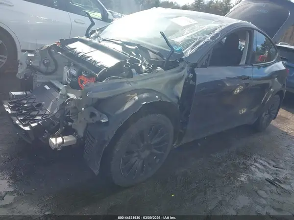 7SAYGDEE4RA284919 2024 TESLA MODEL Y - Image 2