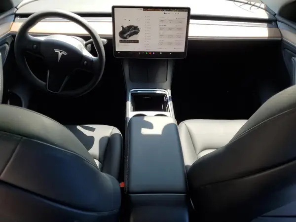 7SAYGDEE4RA287013 2024 TESLA MODEL Y - Image 8