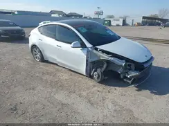 7SAYGDEE4RA290686 2024 TESLA MODEL Y
