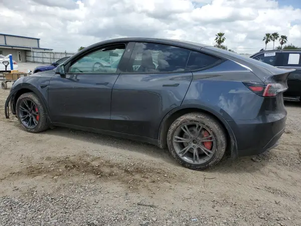7SAYGDEE4RA316722 2024 TESLA MODEL Y - Image 2