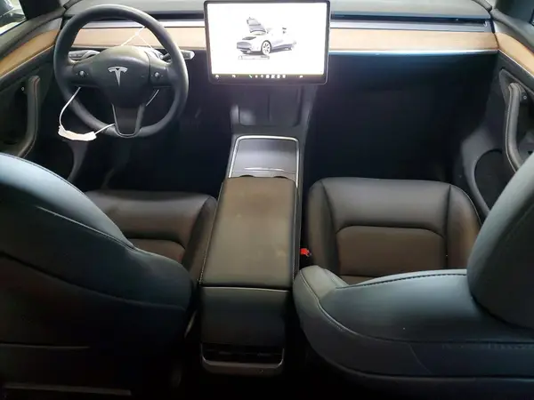 7SAYGDEE4RA322066 2024 TESLA MODEL Y - Image 8