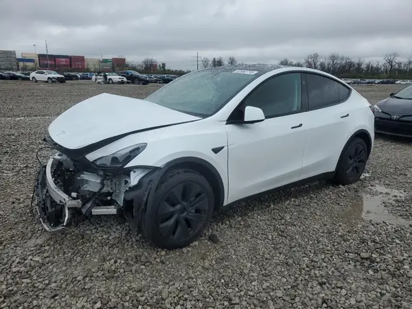 7SAYGDEE4RA327350 2024 TESLA MODEL Y - Image 1