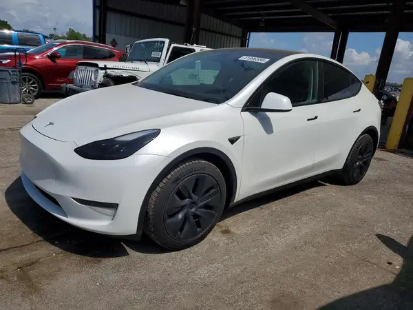 7SAYGDEE4RA333052 2024 TESLA MODEL Y - Image 1