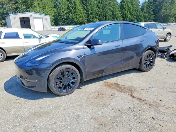 7SAYGDEE4RF013801 2024 TESLA MODEL Y - Image 1