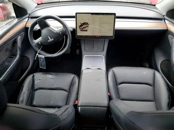 7SAYGDEE4RF039511 2024 TESLA MODEL Y - Image 8