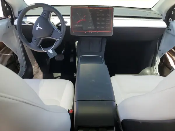 7SAYGDEE4RF054753 2024 TESLA MODEL Y - Image 8