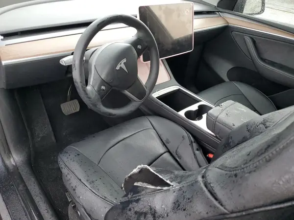 7SAYGDEE4RF060469 2024 TESLA MODEL Y - Image 8