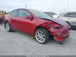 7SAYGDEE4RF065171 2024 TESLA MODEL Y