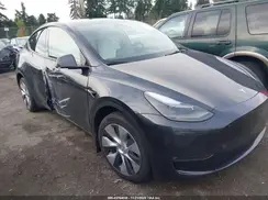 7SAYGDEE4RF065655 2024 TESLA MODEL Y