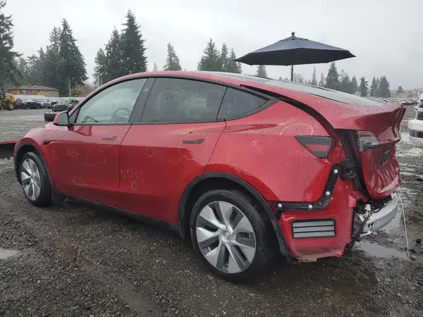 7SAYGDEE4RF066711 2024 TESLA MODEL Y - Image 2