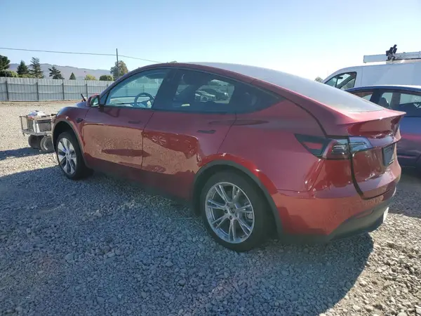 7SAYGDEE4RF067972 2024 TESLA MODEL Y - Image 2