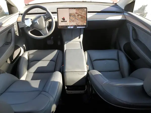 7SAYGDEE4RF067972 2024 TESLA MODEL Y - Image 8