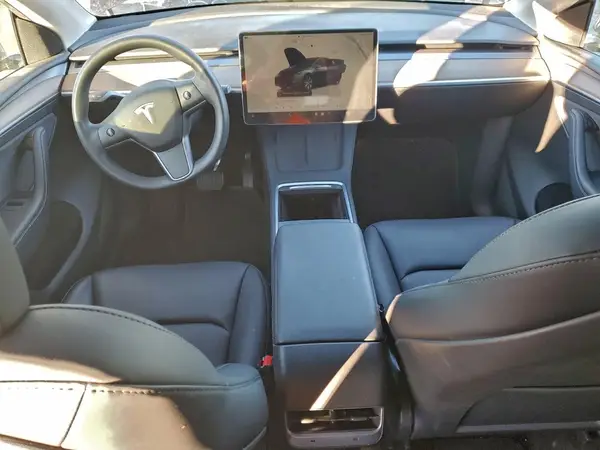 7SAYGDEE4RF077871 2024 TESLA MODEL Y - Image 8