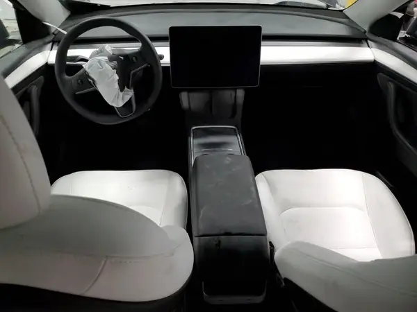 7SAYGDEE4RF081502 2024 TESLA MODEL Y - Image 8