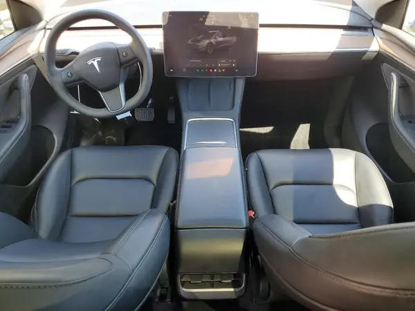 7SAYGDEE4RF117768 2024 TESLA MODEL Y - Image 8