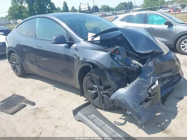 7SAYGDEE4RF128284 2024 TESLA MODEL Y - Image 1