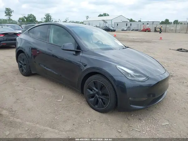 7SAYGDEE4RF128608 2024 TESLA MODEL Y - Image 1