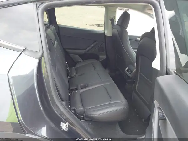 7SAYGDEE4RF128608 2024 TESLA MODEL Y - Image 8