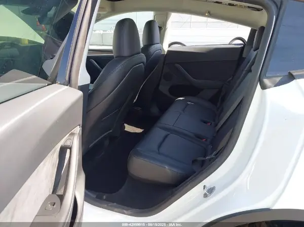 7SAYGDEE4RF151287 2024 TESLA MODEL Y - Image 8